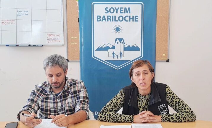 Brenda Morales (Secretaria General) y Juan Ivanissevich (Secretario de Actas y Acción Social)